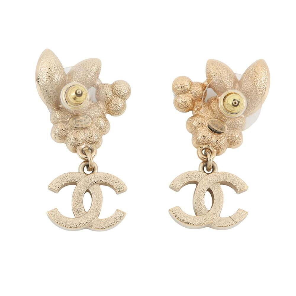 CHANEL Authentic Pearl Logo Earrings - Picture 3 of 10